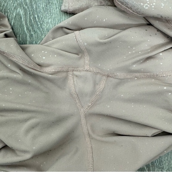 Beyond Yoga Alloy Ombré Metallic High Rise Leggings Pink Gold Alloy Size Small - Picture 9 of 12